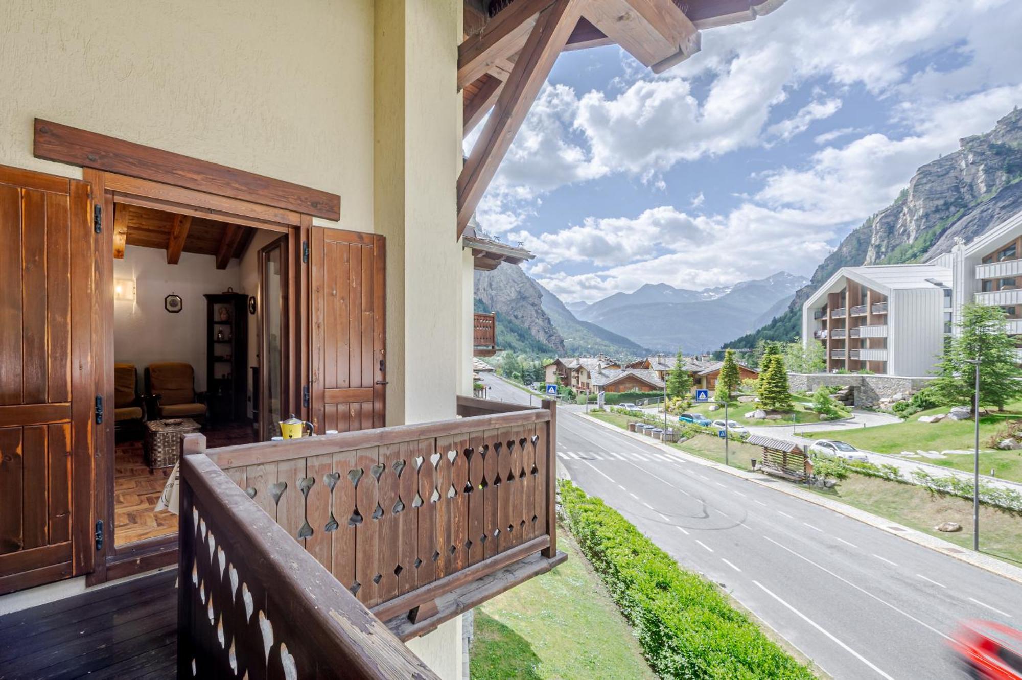 דירות קורמאיור Casa Beatrice - Wifi, Parcheggio E Vista Montagna - Cour 0231 מראה חיצוני תמונה